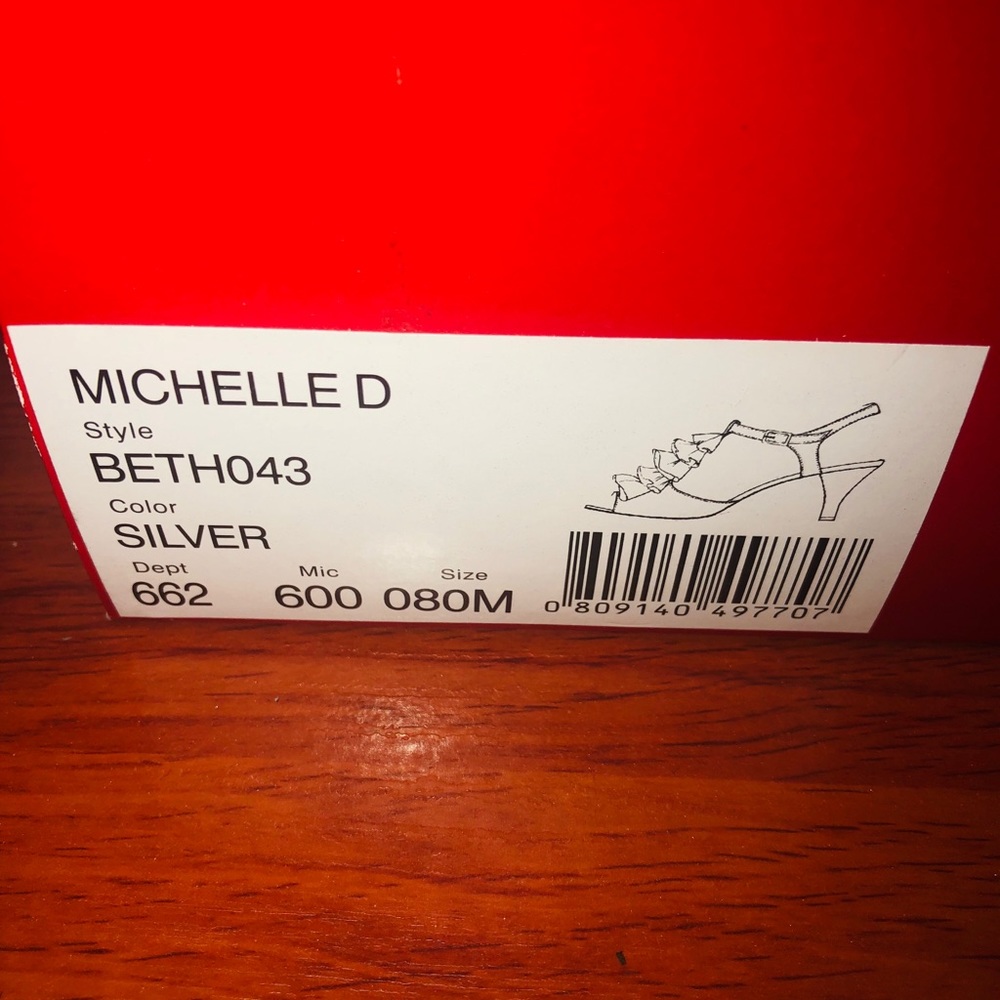 Michelle D Ruffle Heels - Picture 2 of 4